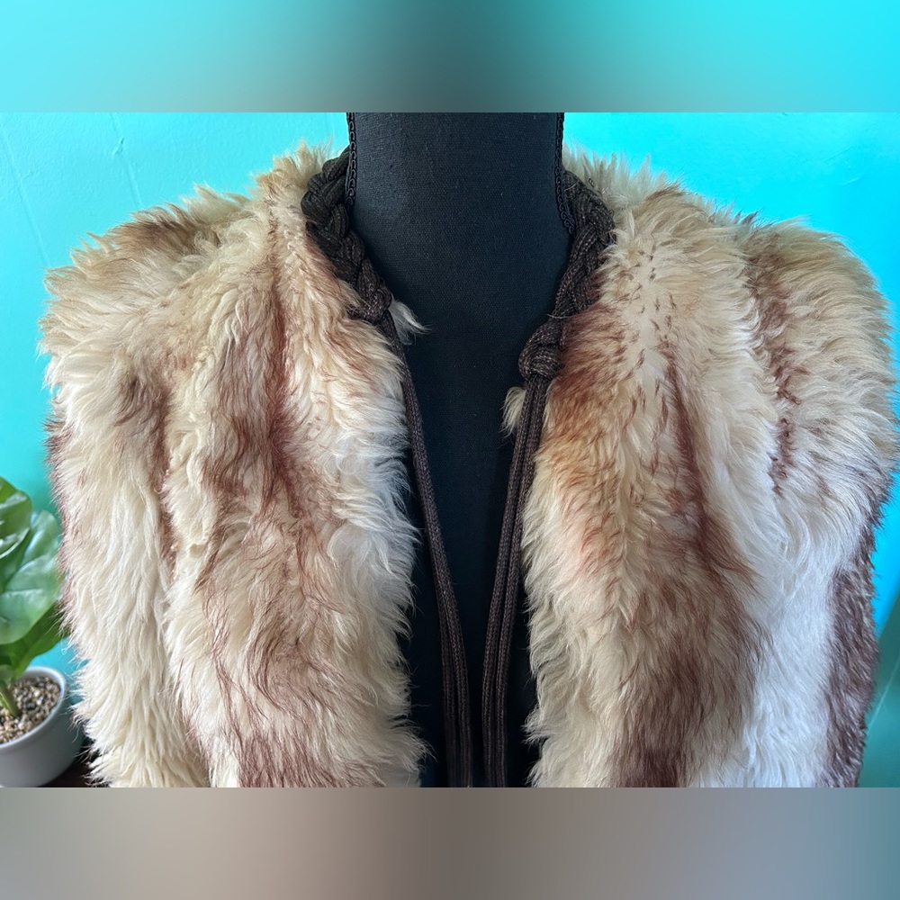 Authentic real vintage fur coat - Picture 2 of 9